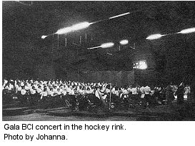Gala BCI concert in the hockey rink